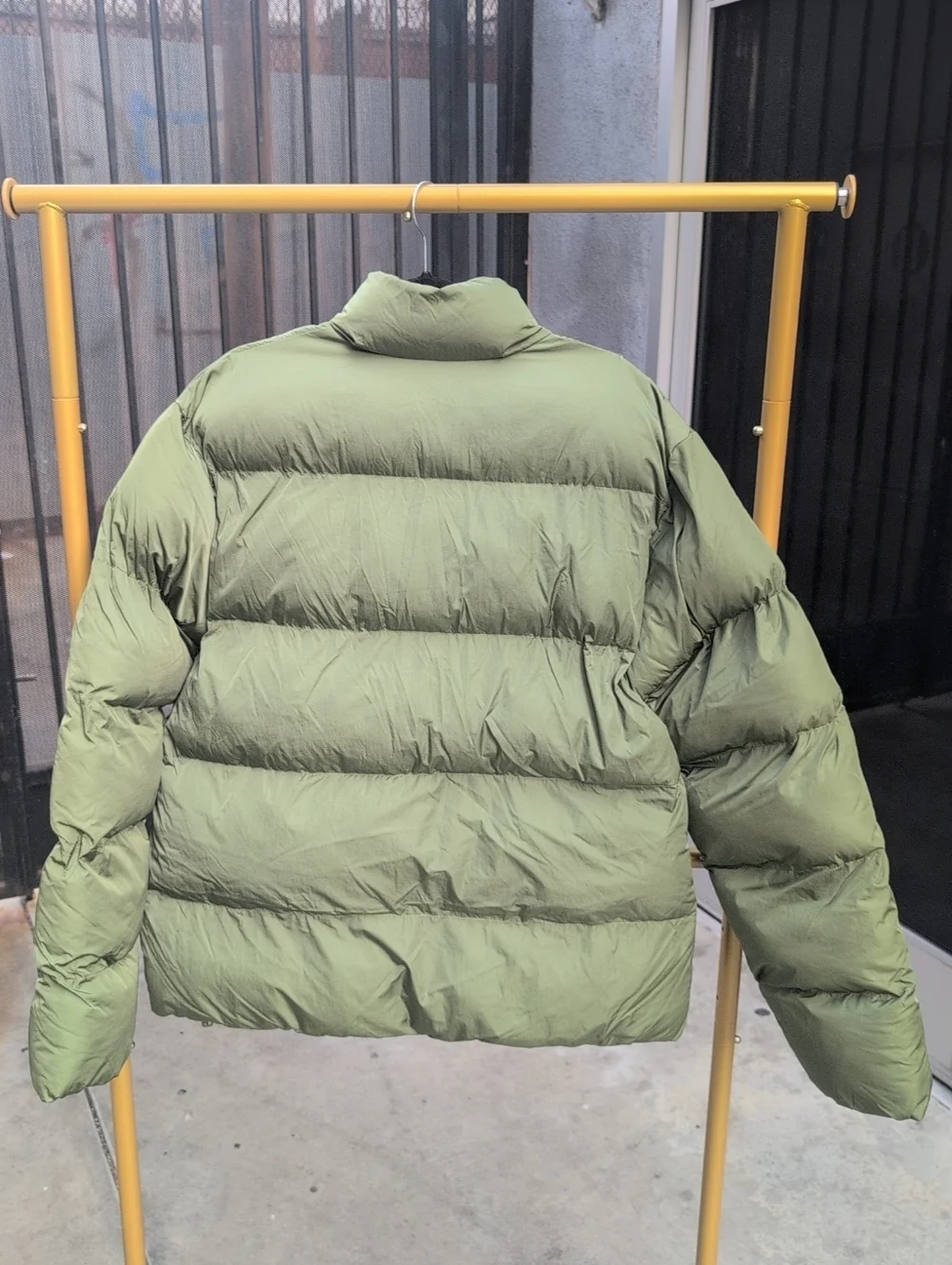 Men's Nike Jordan Olive Green Puffer Jacket Size Large